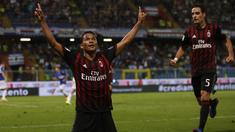 Carlos Bacca mencetak gol kemenangan AC Milan atas Sampdoria pada lanjutan Serie A di Stadion Luigi Ferraris, Genoa, Sabtu (17/9/2016) dini hari WIB. (AFP/Marco Bertorello)