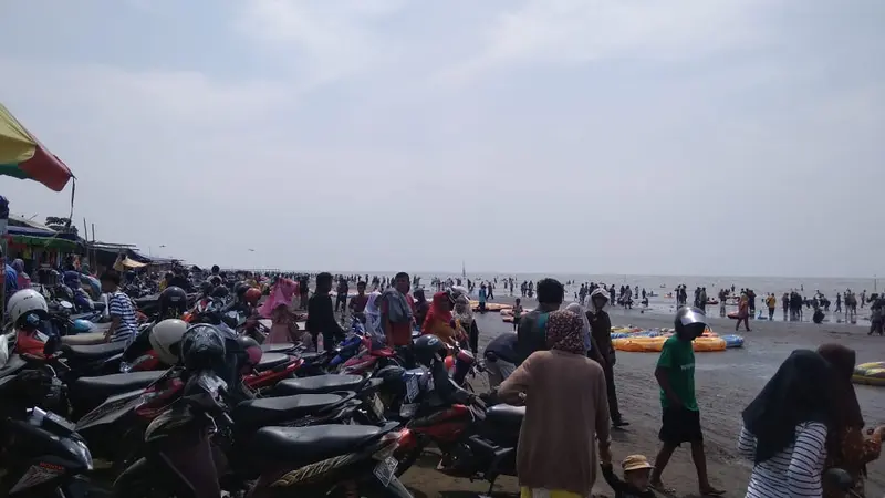 Pantai Tanjungpakis Karawang