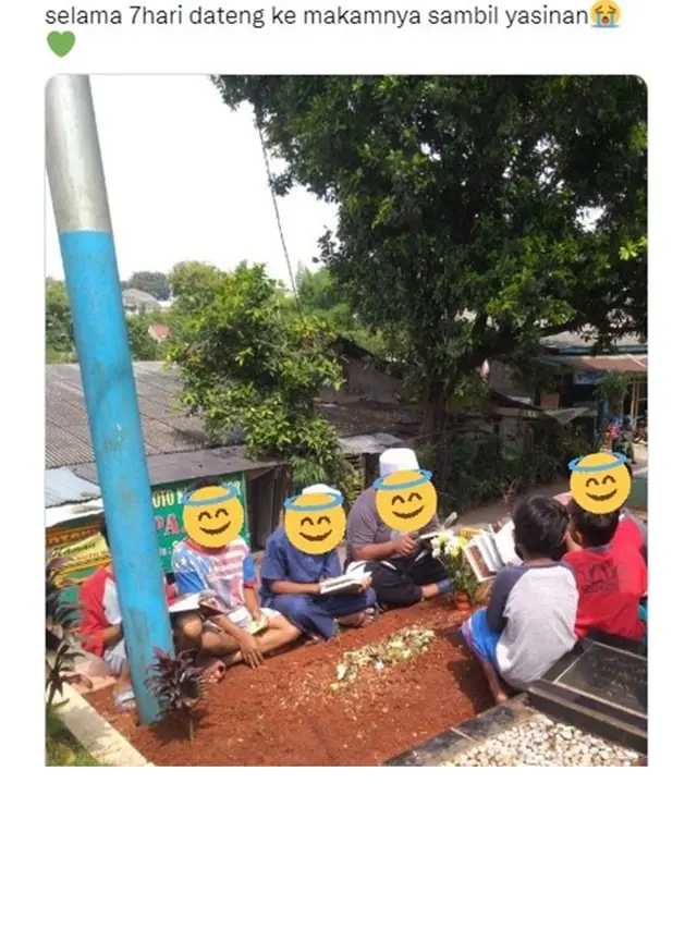 Momen Haru Sekumpulan Bocah Lakukan Yasinan di Makam Temannya Ini Viral