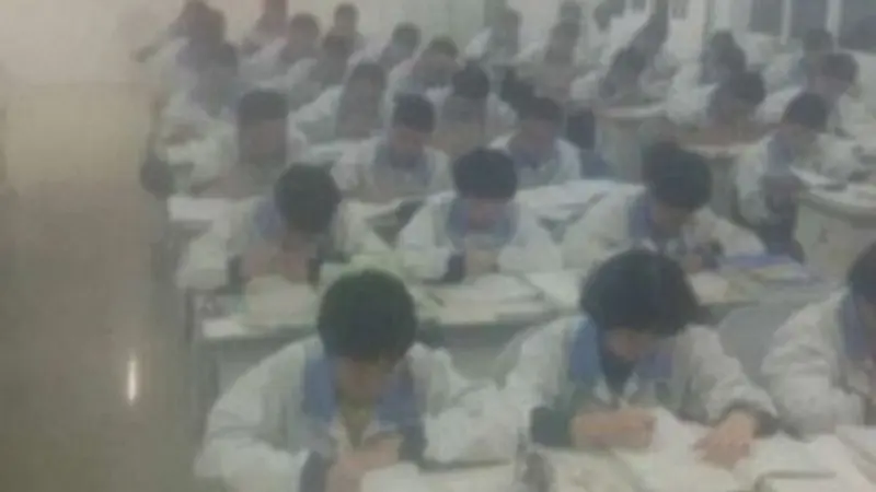 Meski Udara Penuh Polusi, Siswa di Cina Dipaksa Tetap Sekolah