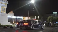 Modifikasi Mercedes-Benz W212 E-Class siap hadir di Osaka, Jepang. (Istimewa)