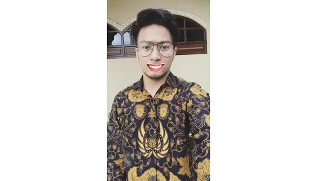 Editan Kocak (Sumber: Twitter/@UsnhaVY)