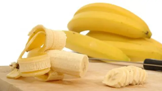 buah pisang. merdeka.com/tomakebeauty.info