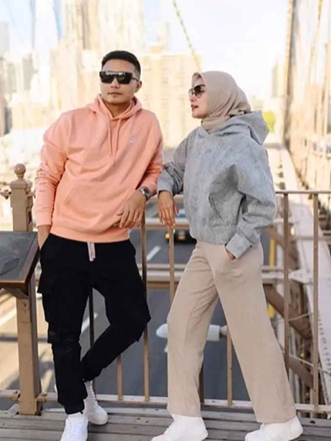 Soraya Larasati bersama suami (Instagram/sorayalarasat1)