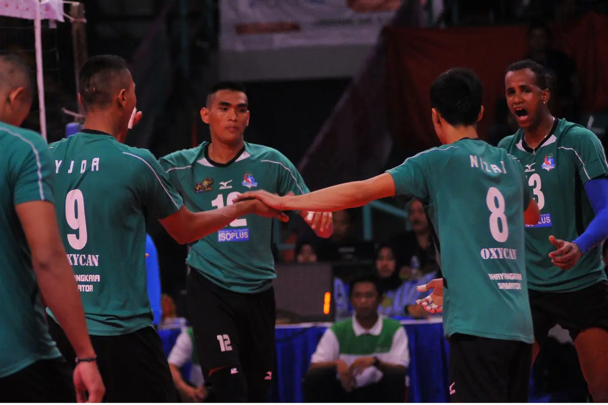 Surabaya Bhayangkara Samator 