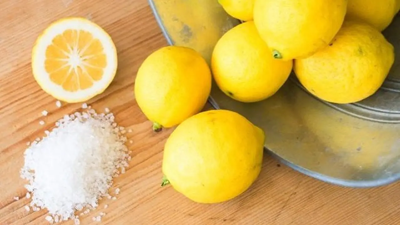Lemon dan Garam (Sumber: Copyright farmpretty.com)