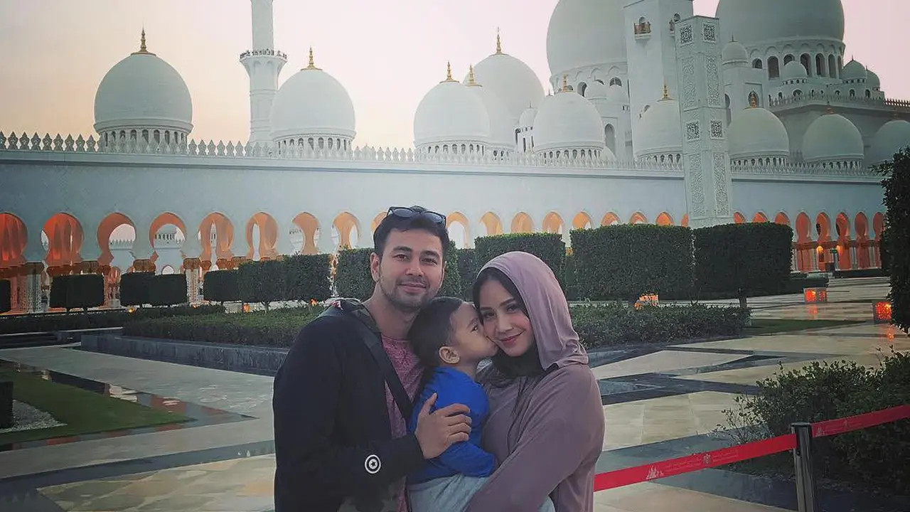 [Bintang] Raffi Ahmad dan Nagita Slavina