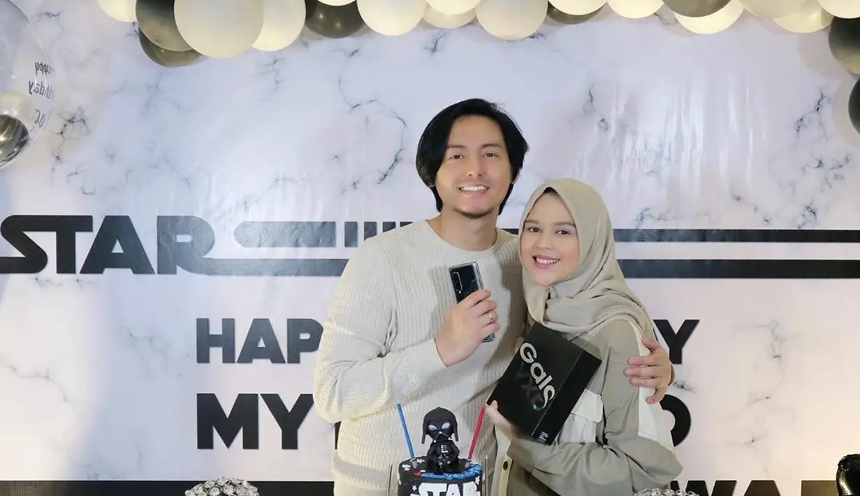 Roger Danuarta dan Cut Meyriska (Instagram/cutratumeyriska)