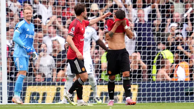 Foto: Kecewanya Bruno Fernandes Gagal Penalti, MU Ditahan Imbang Fulham di Liga Inggris