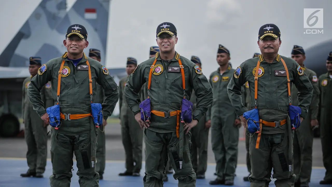 KSAU Sematkan Wing Penerbang Kehormatan kepada KSAD dan KSAL