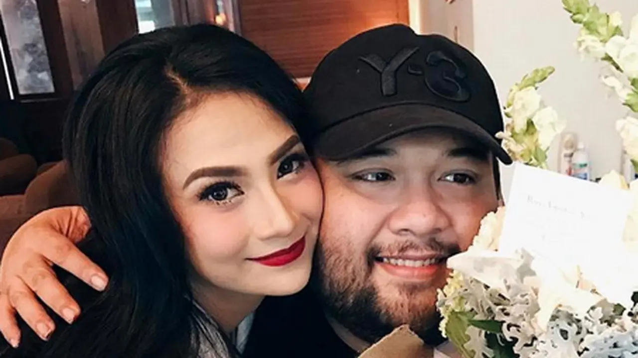 [Bintang] Vanessa Angel dan Didi Mahardika