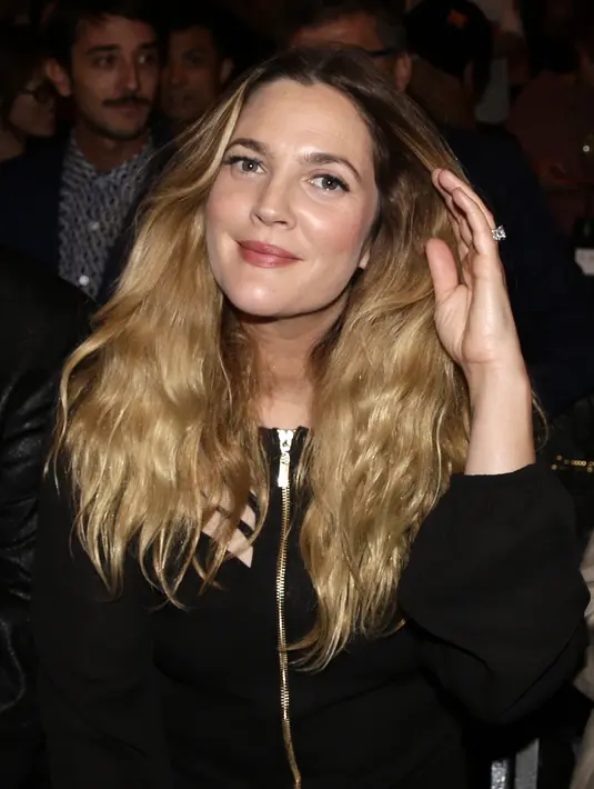 Pernikahan Drew Barrymore dan Will Kopelman sedang mengalami masalah. Pasangan ini bahkan dikabarkan telah memutuskan untuk mengakhiri pernikahan mereka yang baru berjalan selama tiga tahun tersebut. (Bintang/EPA)