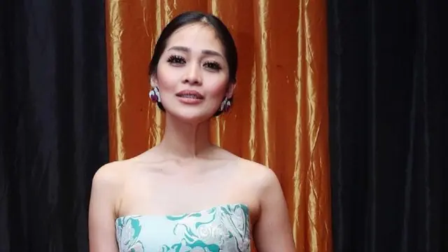 Gracia Indri