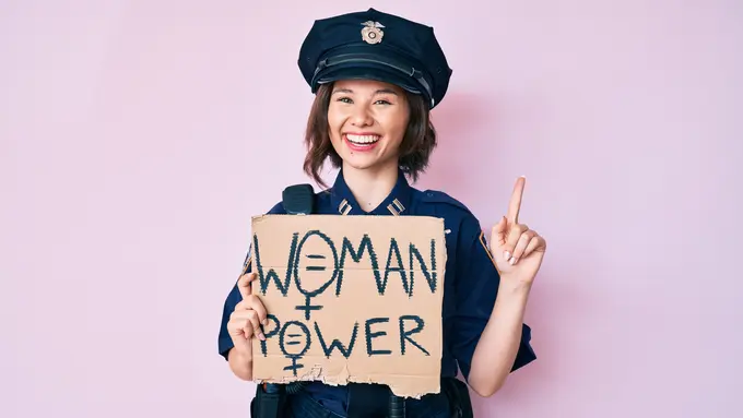 polisi perempuan