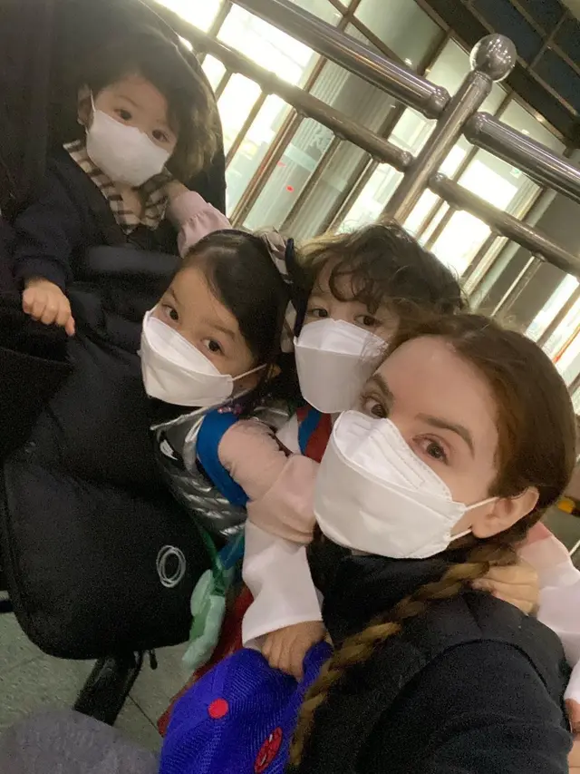 Selalu Tenang, Inilah 5 Cara Mendidik Anak ala Anna Park dan Park Joo Ho The Return of Superman