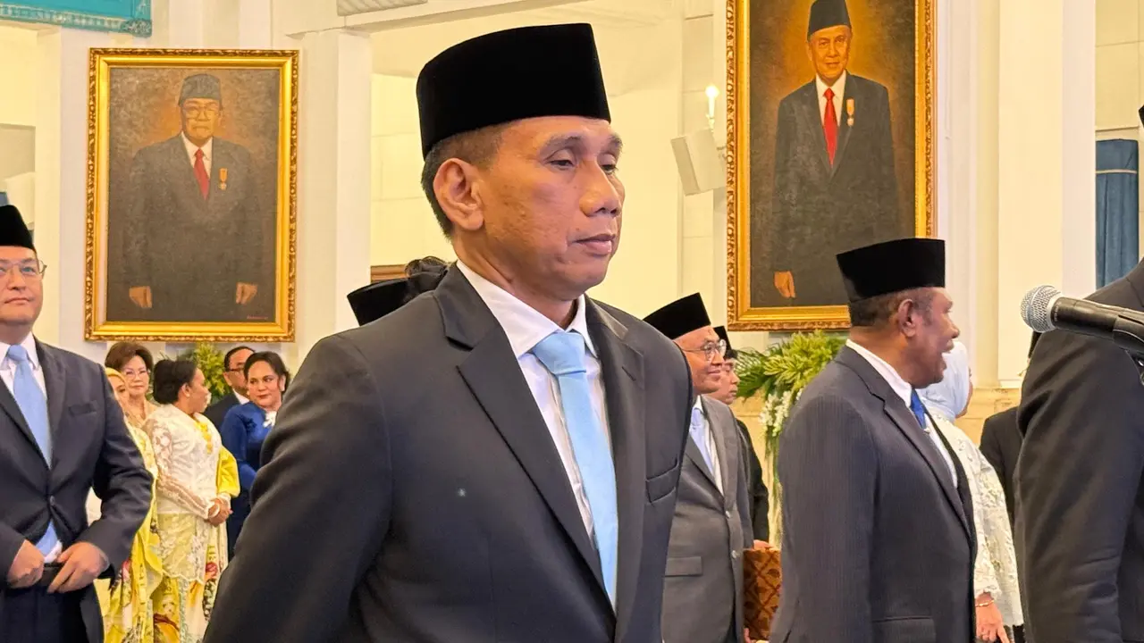 Komjen (Pol) Akmad Wiyagus dilantik sebagai Wamendagri di Istana.