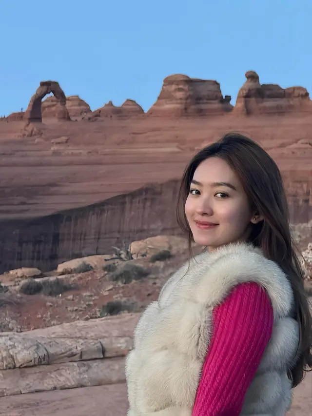 Wajah Disebut Berubah, Ini 8 Potret Terbaru Natasha Wilona yang Bikin Pangling