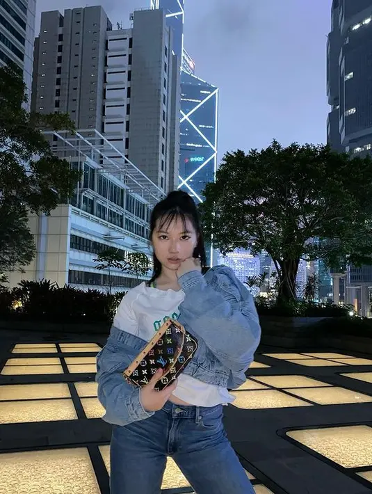 Memiliki selera fashion yang modis dan kekinian, penampilan Jasmine Yen selalu mendapat pujian dari penggemar. (FOTO: instagram.com/jasmineyen/)