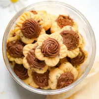 resep nutella butter cookies/Jed RT/Shutetrstock