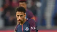 Namun usaha yang harus dicapai Madrid sepertinya sia-sia. Dana yang dikeluarkan Madrid membawa bintang Brazil tersebut dipastikan harus melampaui dana yang dikeluarkan PSG untuk Barcelona musim lalu. (AFP/Christophe Archambault)