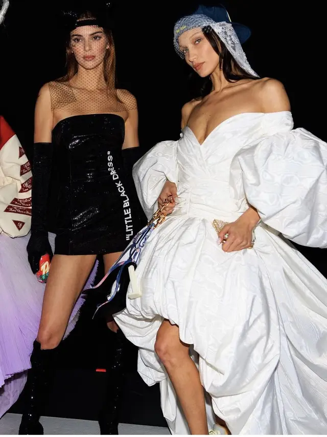 Mengenang Virgil Abloh, Fashion Show Off White di Hari Pertama Paris Fashion Week Banjir Super Model dari Kendall Jenner Hingga Bella Hadid/dok. Instagram @voguemagazine