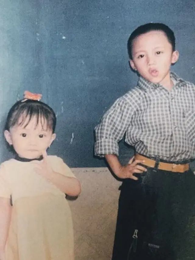 6 Potret Masa Kecil Rizky Febian dan Putri Delina, Bikin Gemas