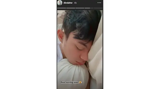 Akui Masih Malu-Malu, Ini 6 Momen Mesra Dinda Hauw dan Rey Mbayang Usai Menikah