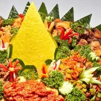 Jelang HUT RI ke 71, ini 5 makanan yang kerap terlihat saat lomba. (Via: nyhendrawan.com)