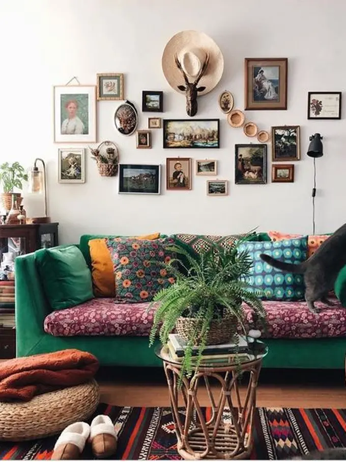 Desain Interior Rumah Jungalow di Ruang Tamu
