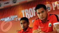 Penjaga gawang Persija Jakarta Andritany menegaskan bahwa dirinya sangat berambisi membuat Persija mencetak hattrick menjuarai Trofeo Cup (Liputan6.com/Helmi Fithriansyah)
