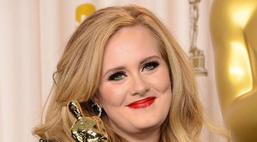 Lirik Lagu Adele Million Years Ago News Entertainment