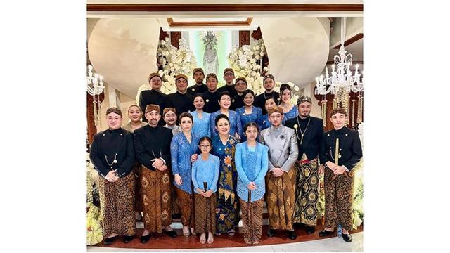6 Potret Pernikahan Anak Ari Sigit Cucu Soeharto, Keluarga Cendana Kumpul