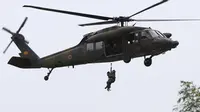 Video Dramatis saat Helikopter Evakuasi Korban Banjir Jepang