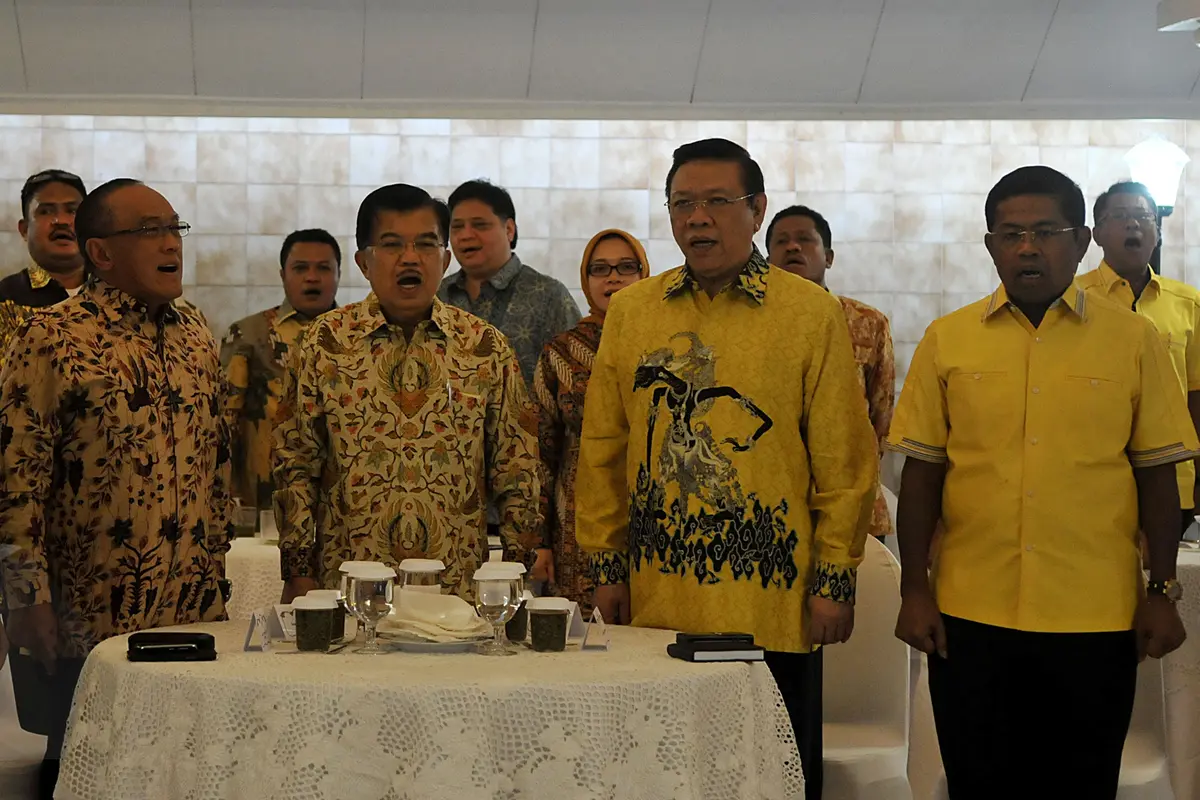 Kemesraan Dua Kubu Golkar Saat Islah Terbatas