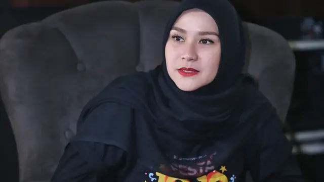 [Fimela] Zaskia Adya Mecca