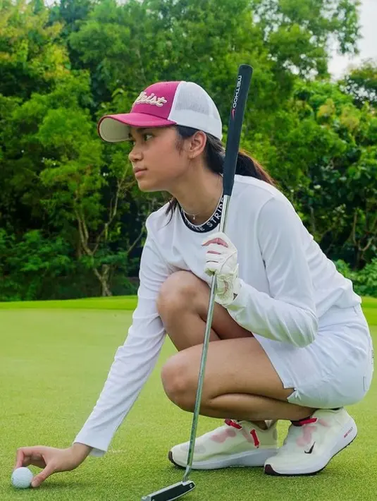 Azizah Salsha saat Olahraga [Instagram/azizahsalsha_]