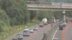Jelang libur tahun baru lalulintas tol Cikopo-Purwakarta alami macet, butuh waktu 8 jam sampai tujuan. 