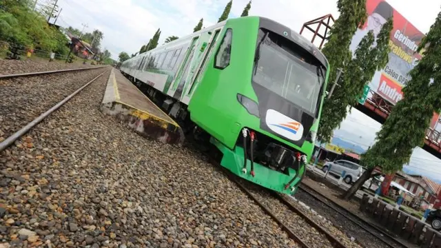 Kereta Bandara Internasional Minangkabau-Padang sudah dapat dinikmati secara mudah oleh para penumpang. (Dok. KSP)