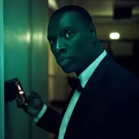 Omar Sy sebagai Assane Diop dalam serial "Lupin". (Kredit: Emmanuel Guimier/Netflix)