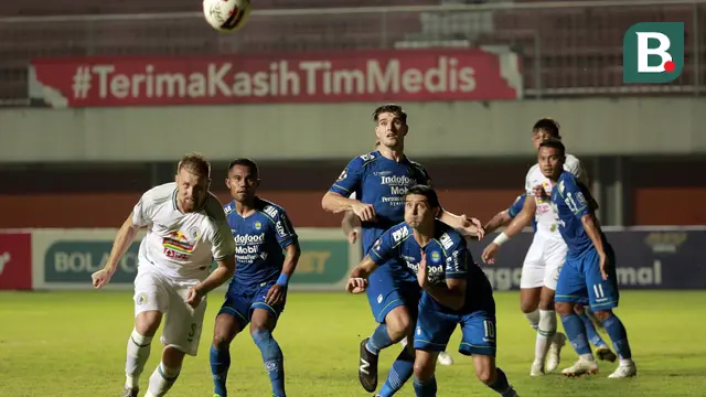 Persib Bandung vs PS Sleman