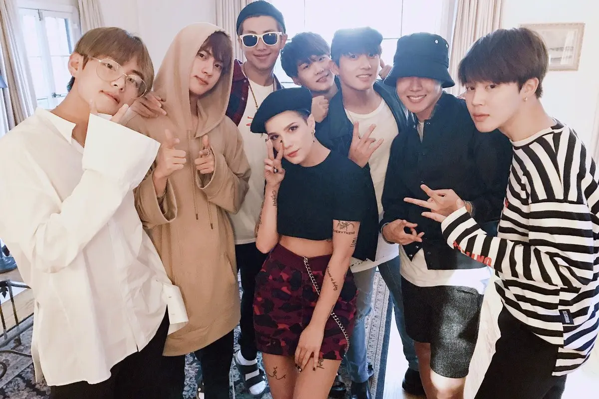 [Bintang] BTS Bertemu Halsey di Seoul, Kode Bakal Kolaborasi?