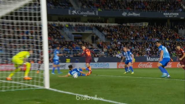Philippe Coutinho mencetak gol dengan backheel saat Barcelona hadapi Malaga. This video is presented by Ballball.
