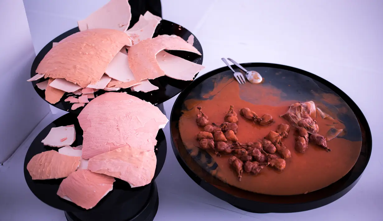 Di dalam daging ayam ini, ada yang seperti telur puyuh lho (Neuland Official Photo/Nareend)