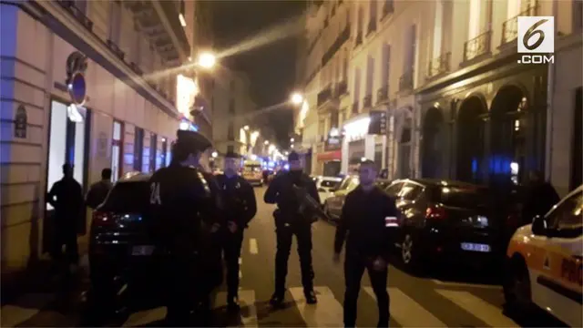 Serangan pisau terjadi di Paris. Satu orang dilaporkan tewas dan beberapa lainnya terluka parah setelah seorang penyerang menikam sejumlah pengguna jalan di pusat kota itu pada Sabtu 12 Mei 2018 waktu setempat.