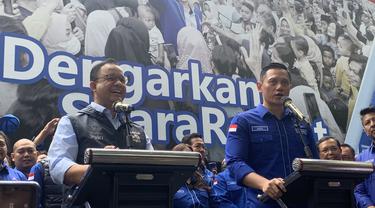 Ketua Umum Partai Demokrat Agus Harimurti Yudhoyono (AHY) menyatakan pihaknya siap bersama Gubernur DKI Jakarta Anies Baswedan di Pilpres 2024.
