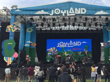 Suasana Joyland Festival 2019 di Senayan, Jakarta, Sabtu (7/12/2019). Joyland Festival kembali digelar setelah lima tahun absen. (Liputan6.com/Immanuel Antonius)