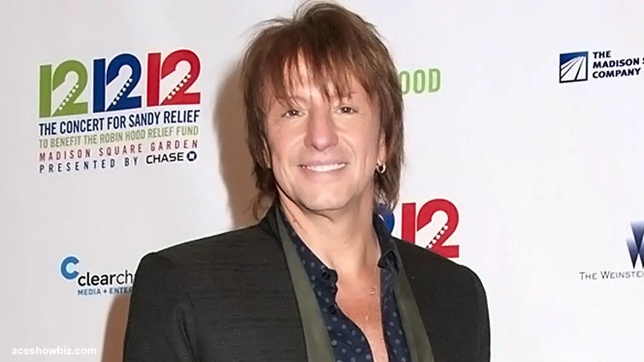 richie-sambora-130823b.jpg