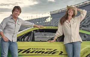 Sequel DAYS OF THUNDER Bakal Dibintangi Tom Cruise dan Anne Hathaway