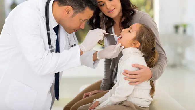 Anak Sakit Radang Tenggorokan, Kapan Harus ke Dokter?