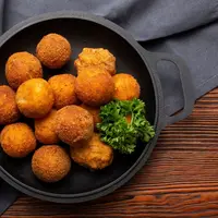 Ilustrasi Kroket Renyah Teoung Roti / by freepik